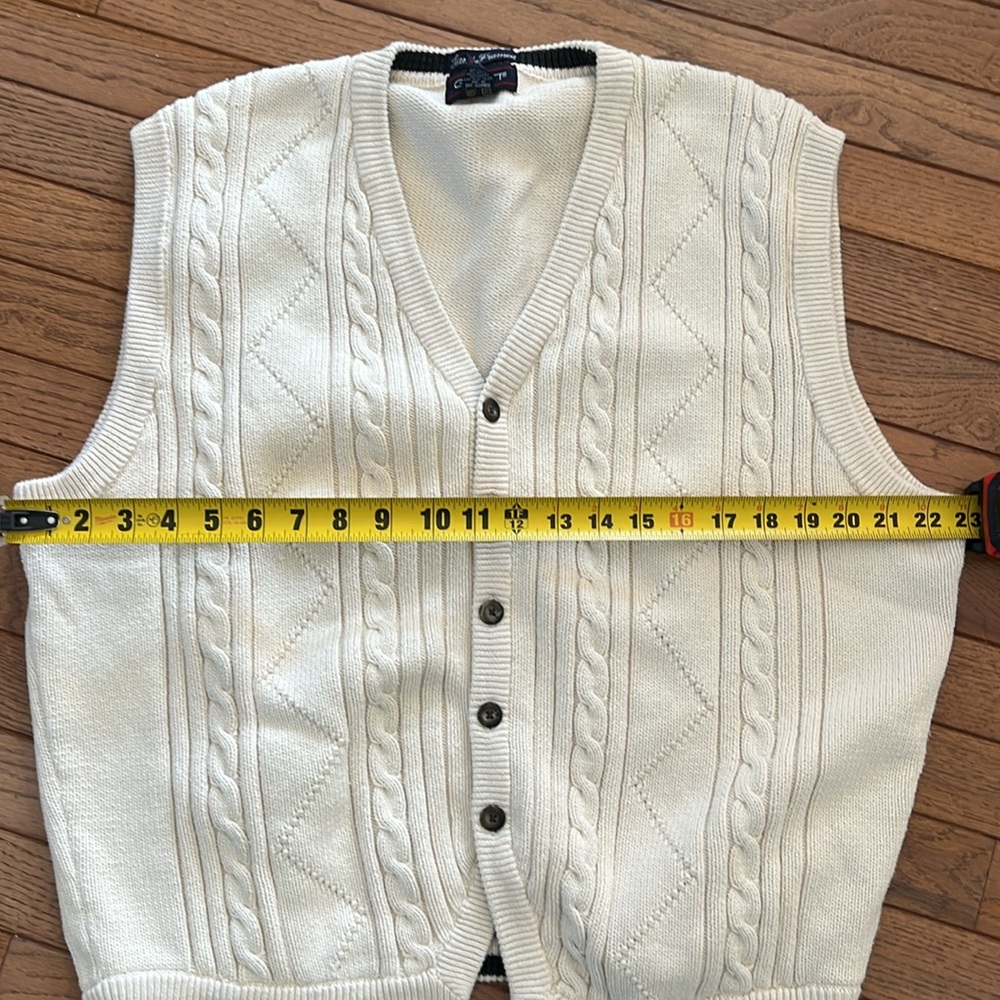 Gant Hand Framed Button Up Sweater Vest View 5